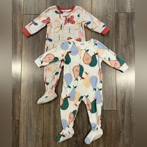 2 Carters Fleece Footed Sleepers